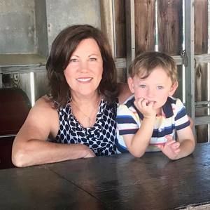 Meet your Posher, Sara